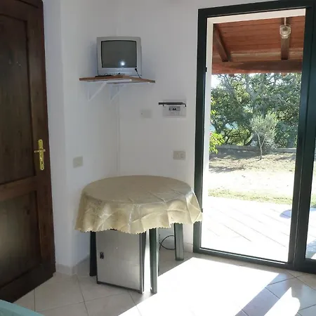 Vaddidulimu Alojamento de Acomodação e Pequeno-almoço Luogosanto