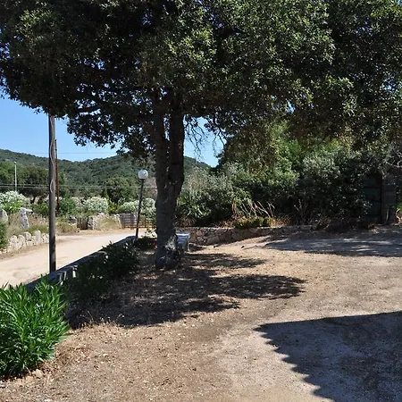 Frühstückspension Vaddidulimu 3*